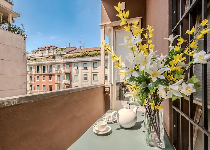 Ceradini With Balcony R&r * Mediolan