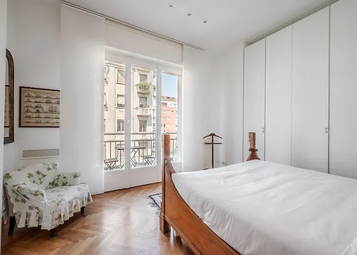 Ceradini With Balcony R&r Mediolan